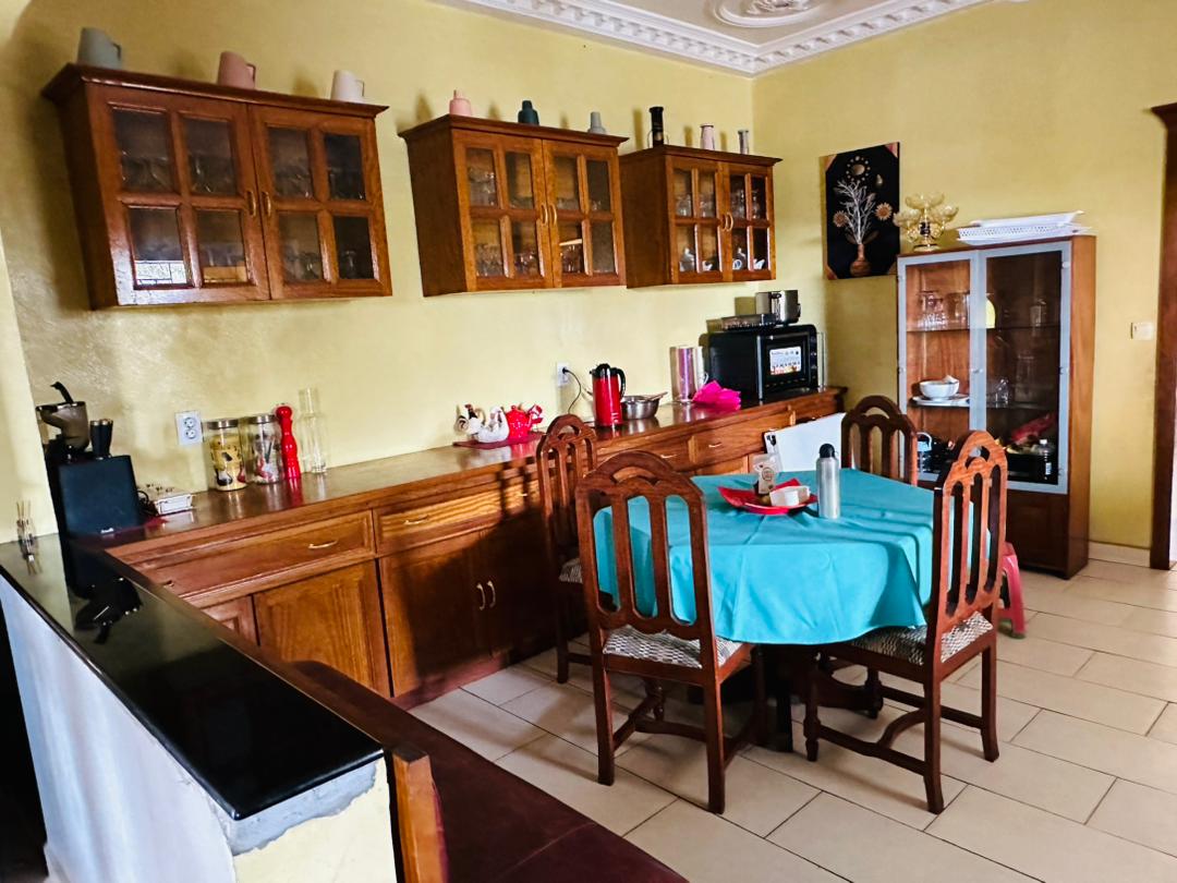 Maison (Concession) 5 chambres à vendre