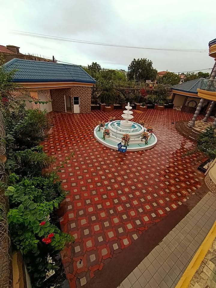 Maison (Duplex) 10 chambres à vendre